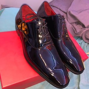 Pair of brand new Hugo Boss dress shoes